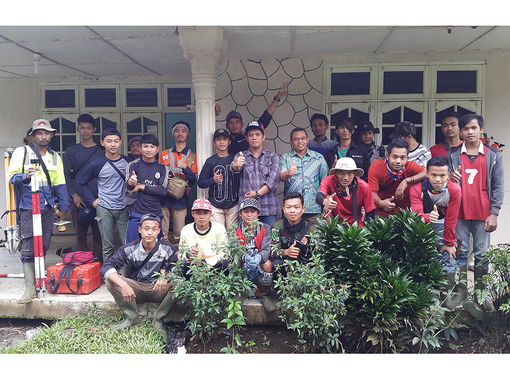 GeomapTeam Survey Solution